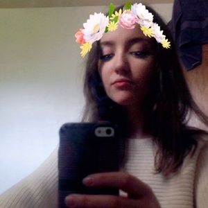 Meet your Posher, Violette