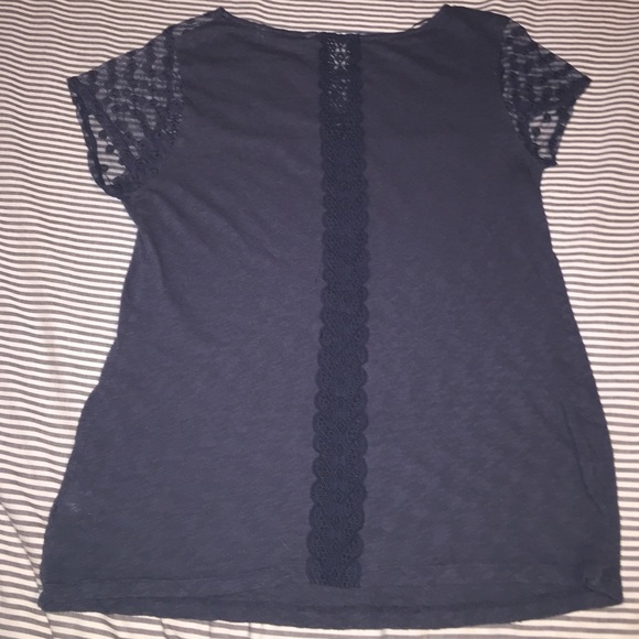 Navy lace t-shirt - Picture 3 of 3