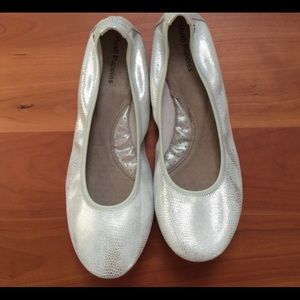 Bundle for @scatherman