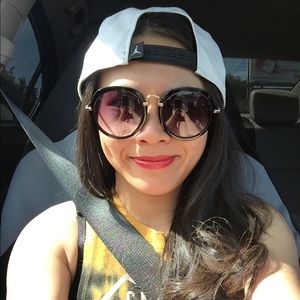 Meet your Posher, Dien