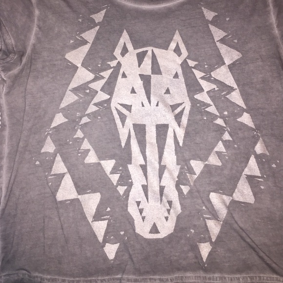 Gray Horse Graphic T - Picture 2 of 3