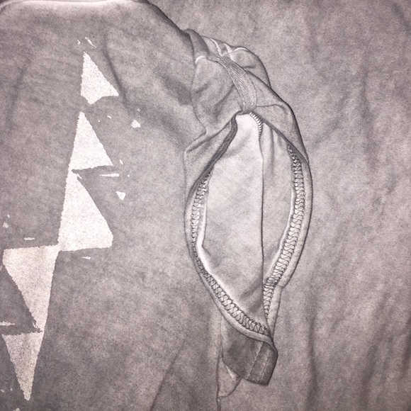 Gray Horse Graphic T - Picture 3 of 3