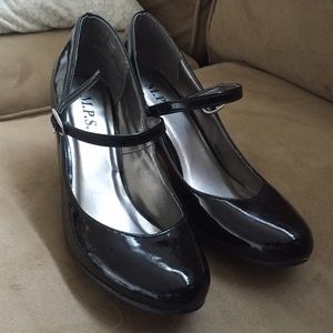 New black leather shoes