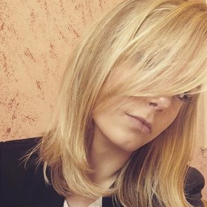 Meet your Posher, Caitlyn