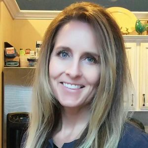 Meet your Posher, Holly