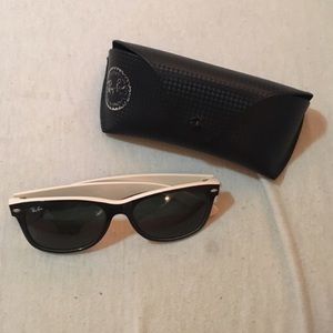 Ray-ban Wayfarer sunglasses