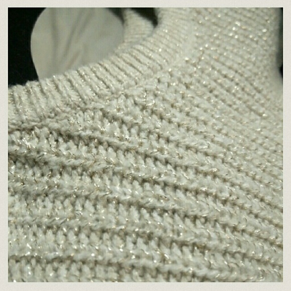 ❌NOT FOR SALE❌ A&F Glitter Sweater