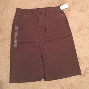 Brown denim skirt