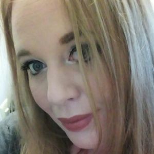 Meet your Posher, Alina