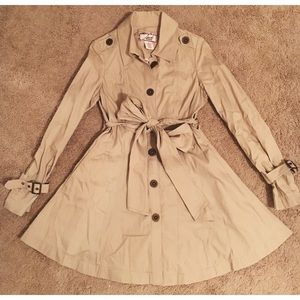 Jack by BB Dakota Tan / Taupe Trenchoat