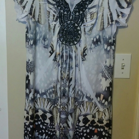 Cute dress - Picture 2 of 3