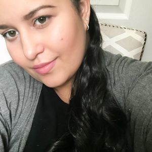 Meet your Posher, Alina-sean