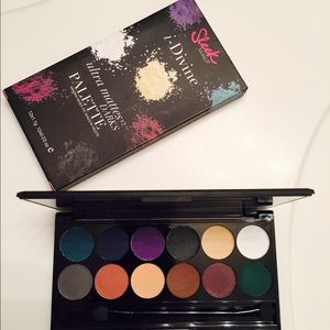 **SALE**Sleek Makeup - Eyeshadow Palette