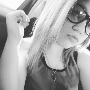 Meet your Posher, Tamera