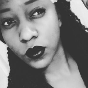 Meet your Posher, Lillian