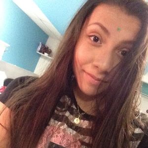 Meet your Posher, Perla