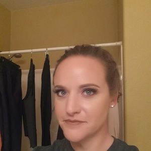 Meet your Posher, Meredith