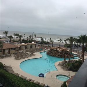 Meet your Posher, Lindy