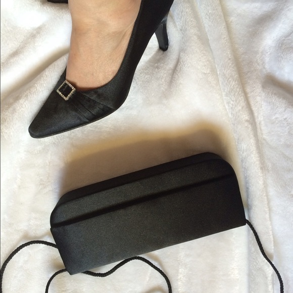 Life Stride Shoes - Black pumps "new"  price is final