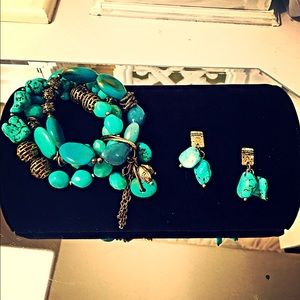 Bracelet and earring set