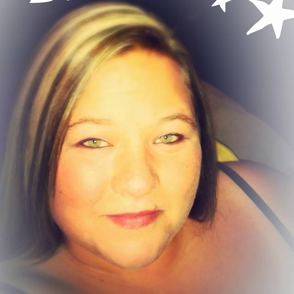 Meet your Posher, Tushi - Picture 1 of 1