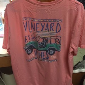 Vineyard vines graphic tee