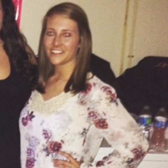 Meet your Posher, Carly