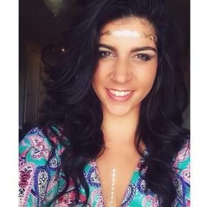 Meet your Posher, Lea