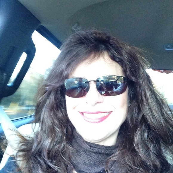 Meet your Posher, Joann