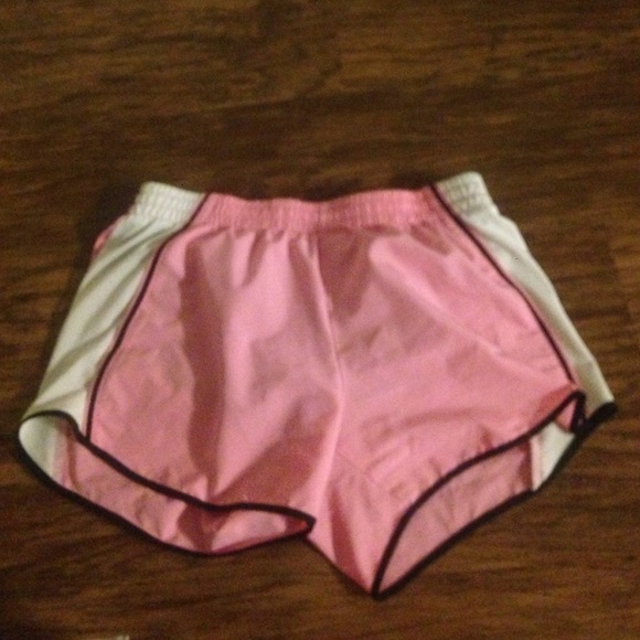 Running shorts