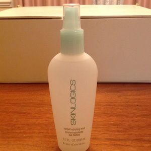 Soothing hydrating mist