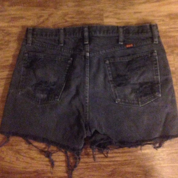 High waisted shorts - Picture 2 of 2