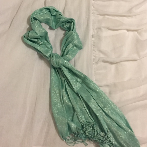 Baby blue, shimmery scarf - Picture 1 of 2