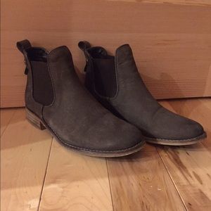 Steve Madden booties