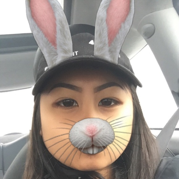 Meet your Posher, Krizta - Picture 1 of 4