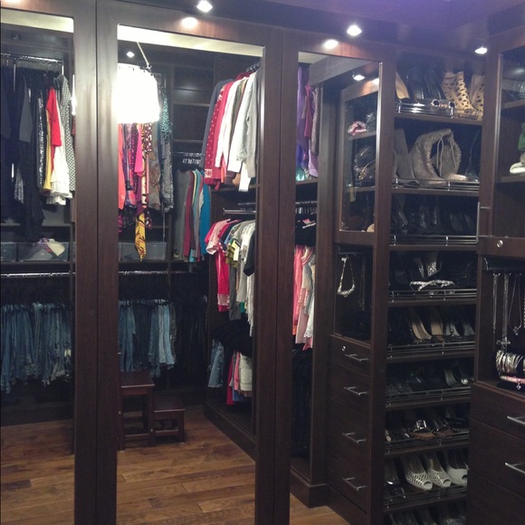 💗 Meet Your Posher... 💗 - Picture 3 of 15