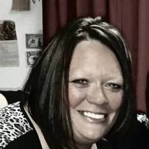 Meet your Posher, Dee