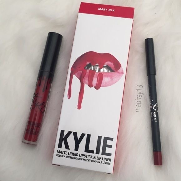 KYLIE LIP KIT