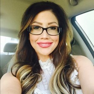 Meet your Posher, Gina