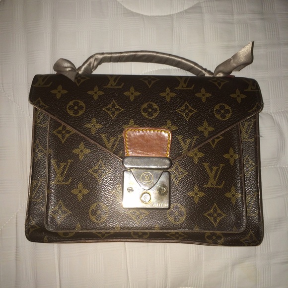 Vintage Louis Vuitton monceau bag