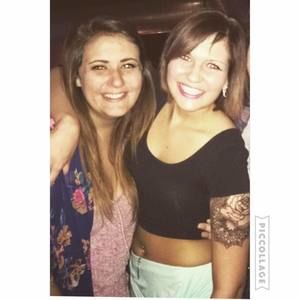 Meet your Posher, Chloe