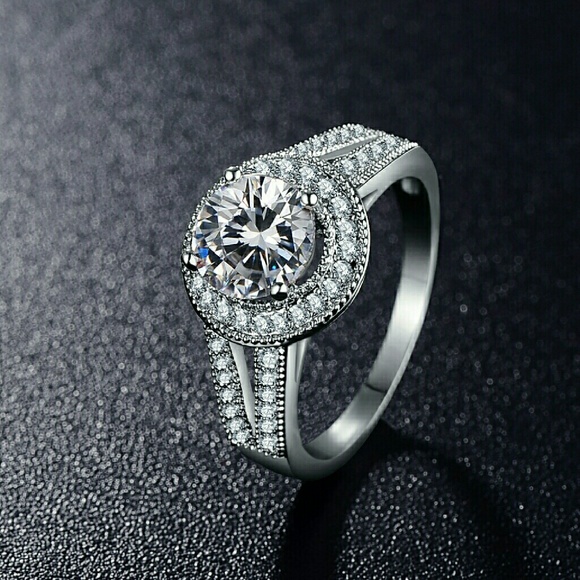 10k White Gold New Vintage Micro Pave CZ Ring - Picture 4 of 4