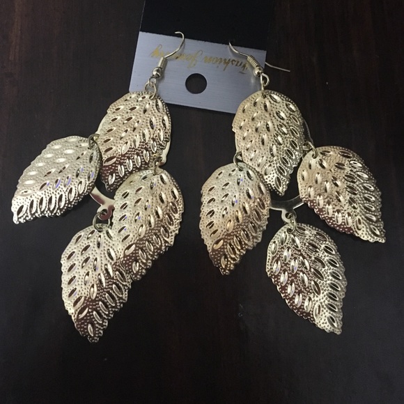 Gold Faux Leaf Earrings