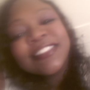 Meet your Posher, Devona