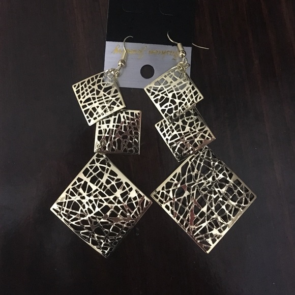Gold Faux Square Earrings