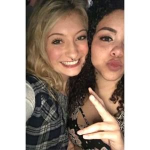 Meet your Posher, Mackenzie