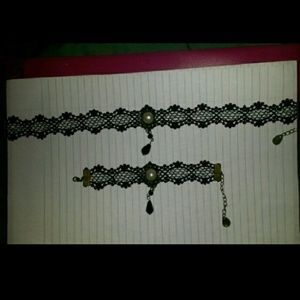 ---sold---Choker/bracelet set