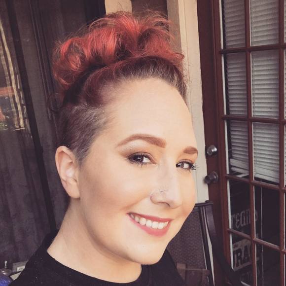 Meet your Posher, Wendy - Picture 1 of 1