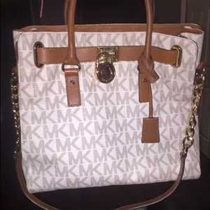 Michael Kors Hamilton Large Tote