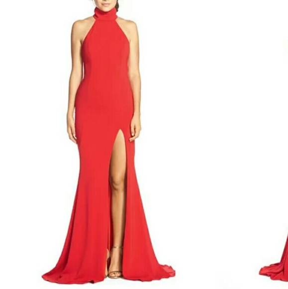 Perfect for Prom Stunning red dress